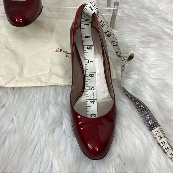 Salvatore Ferragamo Women’s Red Patent Leather Almond‎ Toe Designer Pumps US 8 - Picture 15 of 16